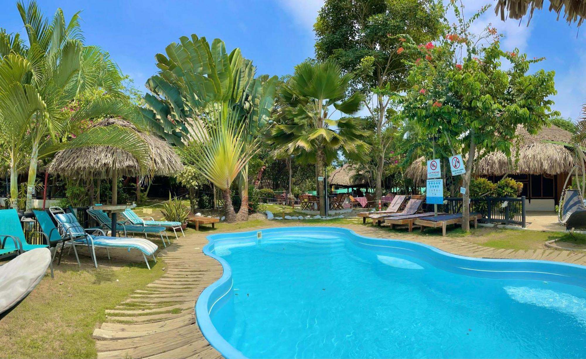 Bikini Hotel & Pool Паломіно Екстер'єр фото
